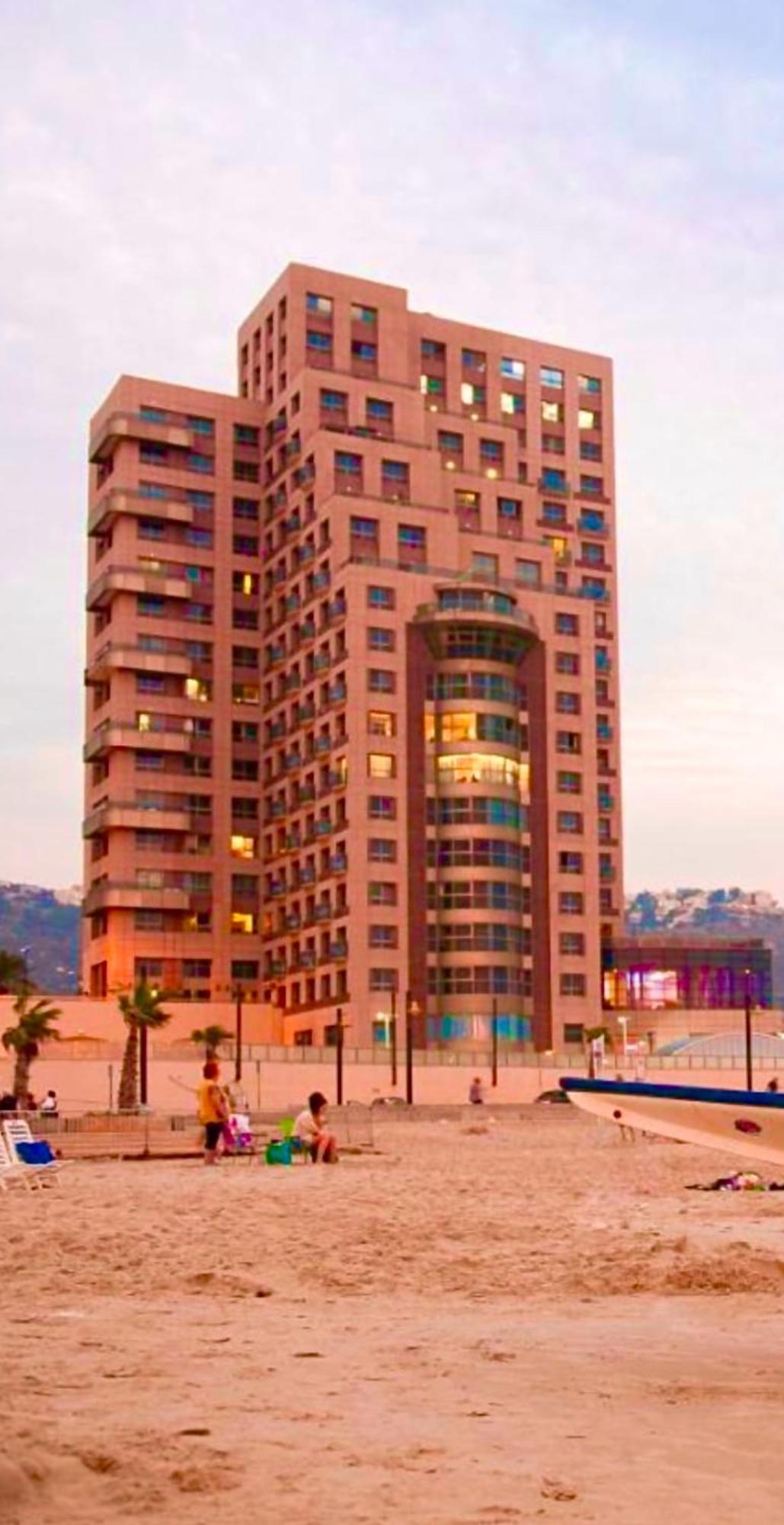 Suite On The Beach Haifa Exterior foto